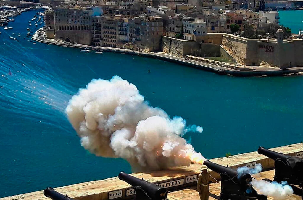 Валлетта - столица Мальты вид на крепость